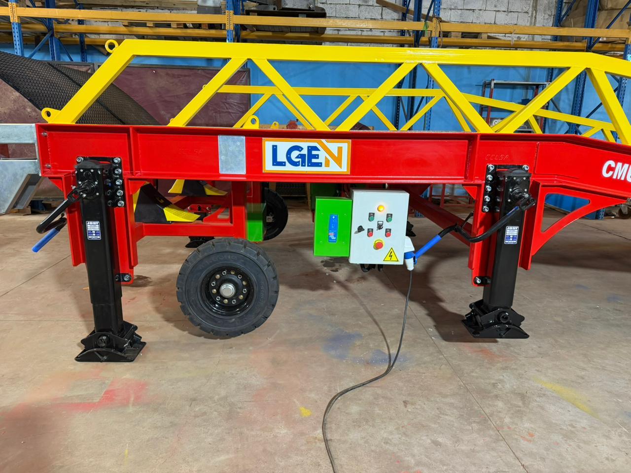 Mobile industrial loading ramp — LGEN Casablanca