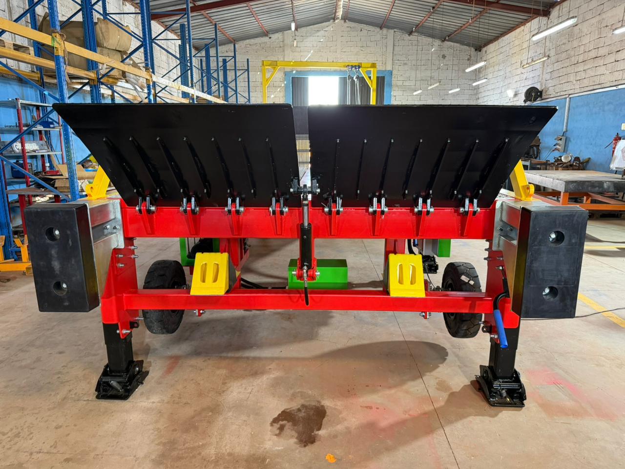 Mobile industrial loading ramp — LGEN Casablanca