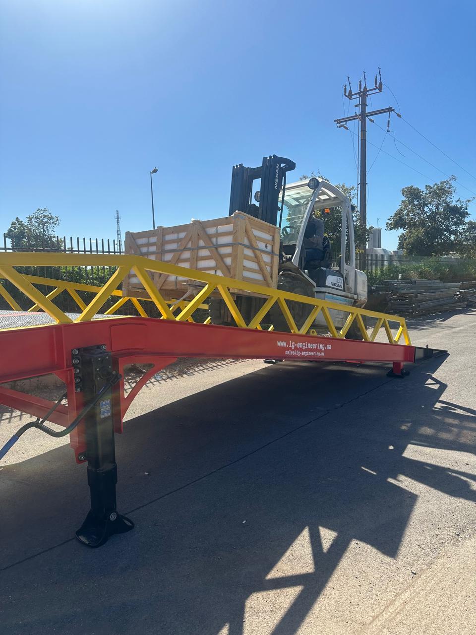 Mobile industrial loading ramp — LGEN Casablanca